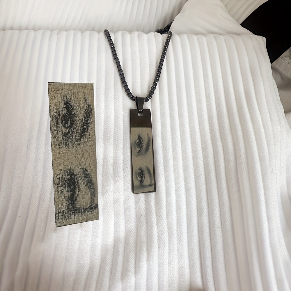 Customized Women's Photo Necklace Personalized Eye Pendant